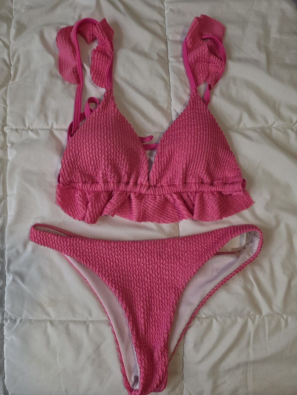 Shein- Pink Ruffled Bikini Set- Size Small